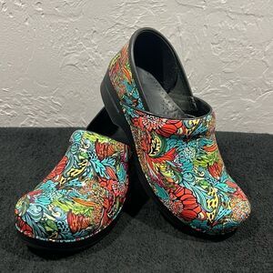 🔥 DANSKO Multicolor Floral Clogs Shoes Professional Patent Leather Women Sz 41